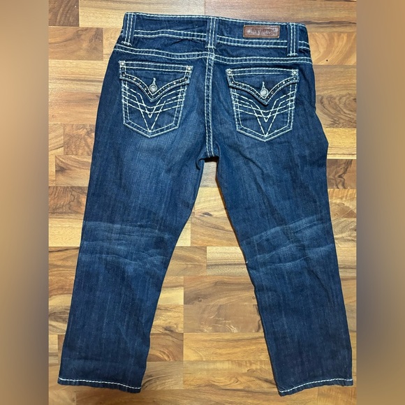 Vigoss Fit Capri Jeans Women’s Size 7 Bling Embroidered Cropped Dark Wash Mid - Picture 2 of 6